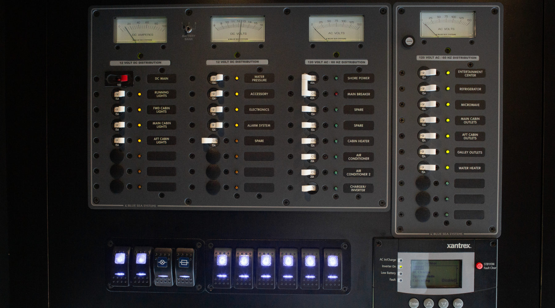 Streamliner Electrical Panel with Switches